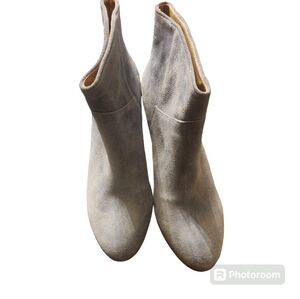 Light blue suede bootie. Mia limited edition